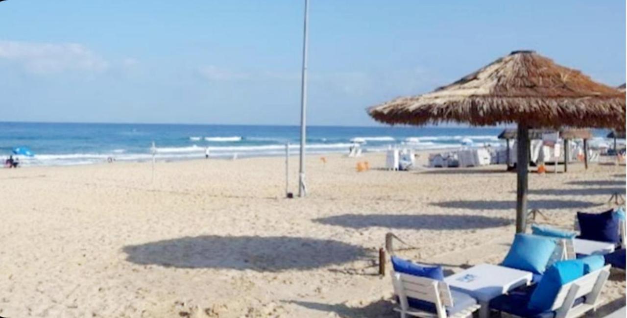 Beachfront Studio Apartment Bat Yam 412 Exterior photo